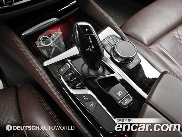 BMW 5 Series (G30) 530i M Sport Package Plus 2019 — фото 9