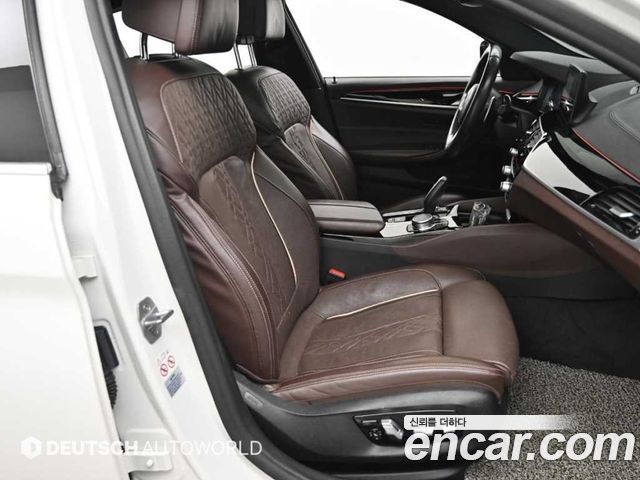 BMW 5 Series (G30) 530i M Sport Package Plus 2019 — фото 10