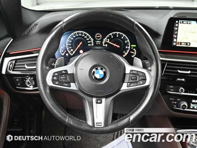 BMW 5 Series (G30) 530i M Sport Package Plus 2019 — фото 17