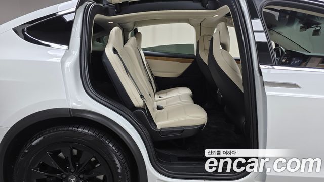 Tesla Model X 100D 2019 — фото 16