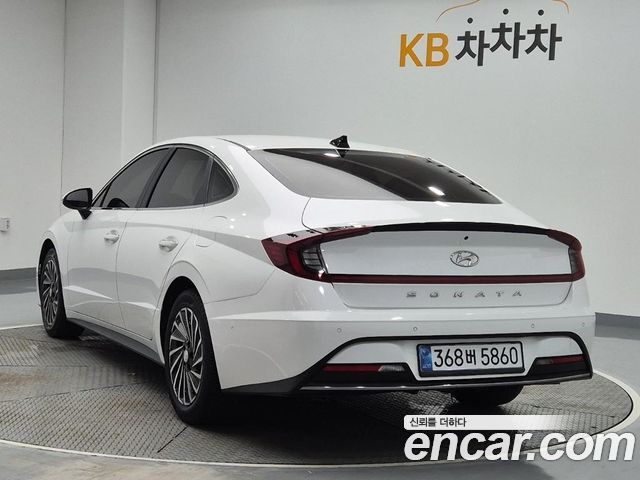 Hyundai Sonata Hybrid (DN8) Premium Plus 2022 — фото 2