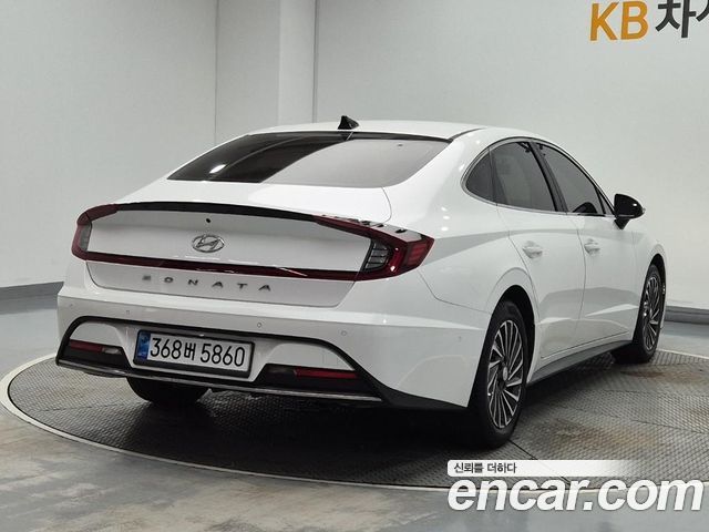 Hyundai Sonata Hybrid (DN8) Premium Plus 2022 — фото 4