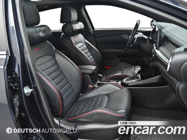 Kia K3 (II) 1.6 Turbo GT 5Door Signature 2022 — фото 10