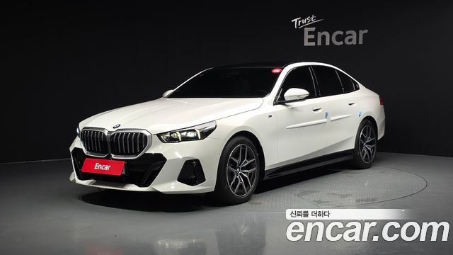 BMW 5 Series (G60) 520i M Sport 2025 — фото 1