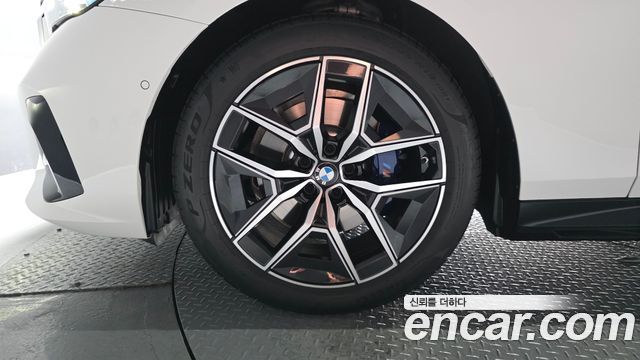 BMW 5 Series (G60) 520i M Sport 2025 — фото 5
