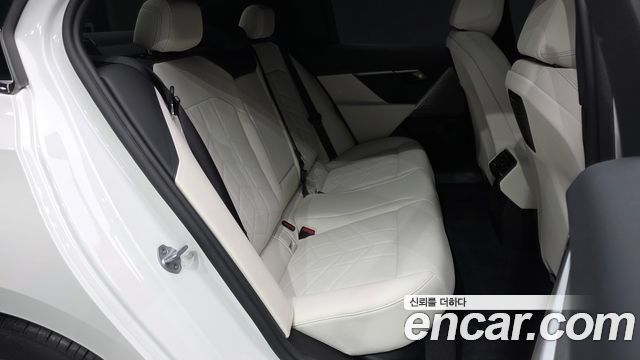 BMW 5 Series (G60) 520i M Sport 2025 — фото 12