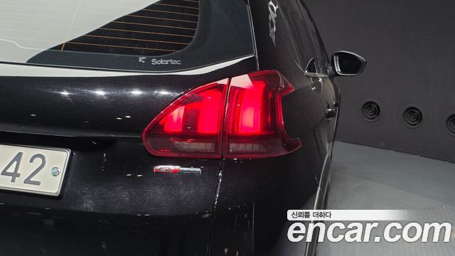 Peugeot 2008 1.5 BlueHDi GT Line 2019 — фото 23