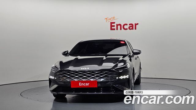 Kia K8 2.5 Gasoline 2WD Noblesse 2022 — фото 3