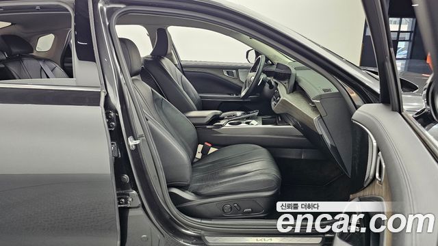 Kia K8 2.5 Gasoline 2WD Noblesse 2022 — фото 11