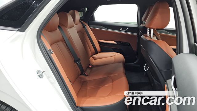 Kia K5 (III) 2.0 Noblesse 2024 — фото 26