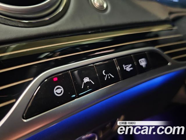 Mercedes-Benz S-Class (W222) Maybach S560 4MATIC 2020 — фото 18
