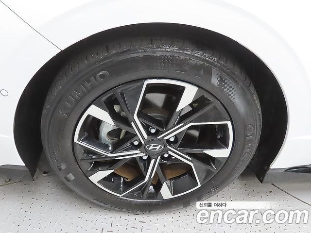 Hyundai Sonata The Edge (DN8) 1.6 Turbo Exclusive 2024 — фото 5