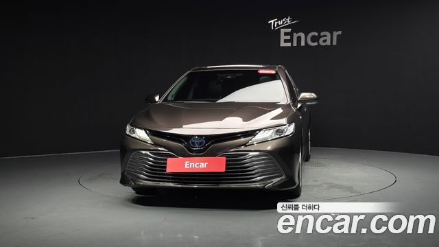 Toyota Camry (XV70) 2.5 XLE Hybrid 2019 — фото 3