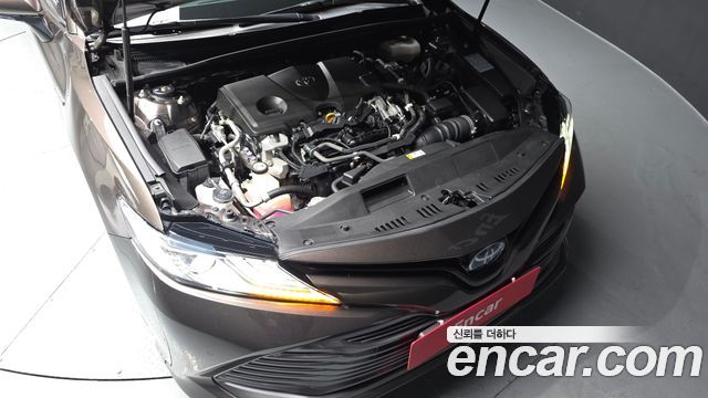 Toyota Camry (XV70) 2.5 XLE Hybrid 2019 — фото 6
