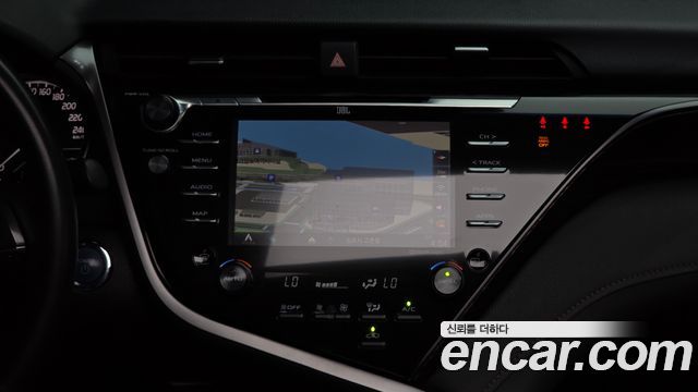 Toyota Camry (XV70) 2.5 XLE Hybrid 2019 — фото 18
