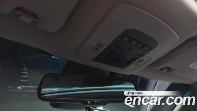 Toyota Camry (XV70) 2.5 XLE Hybrid 2019 — фото 23