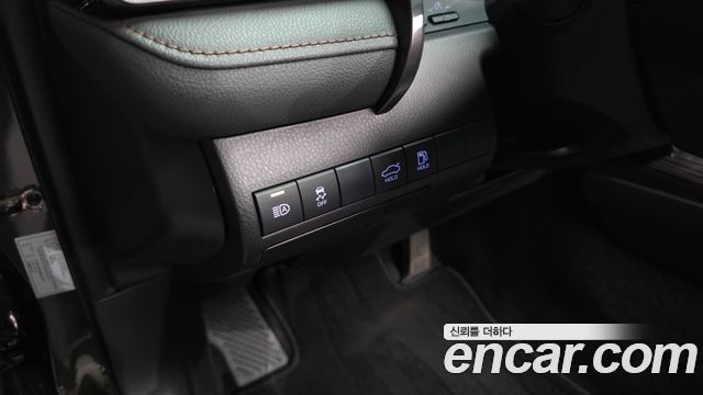 Toyota Camry (XV70) 2.5 XLE Hybrid 2019 — фото 34
