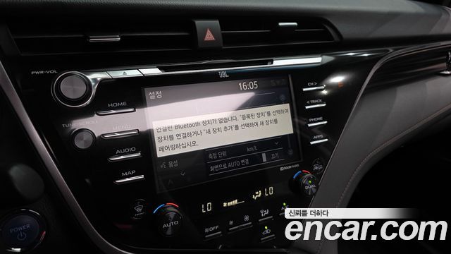Toyota Camry (XV70) 2.5 XLE Hybrid 2019 — фото 39