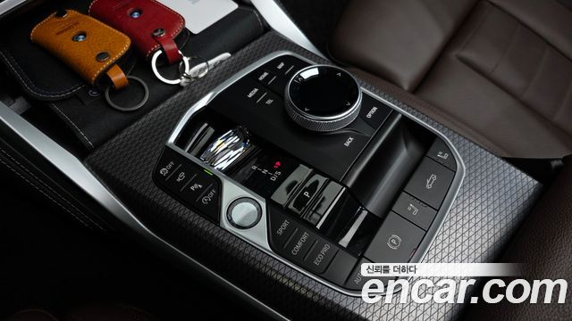 BMW 4 Series (G22) 420i M Sport Pro Convertible 2025 — фото 9