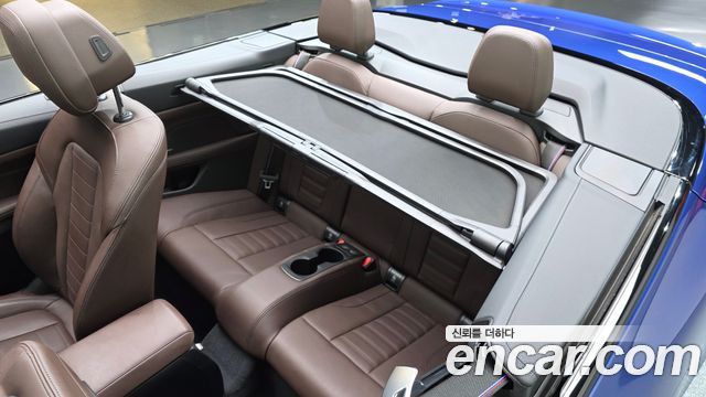 BMW 4 Series (G22) 420i M Sport Pro Convertible 2025 — фото 16