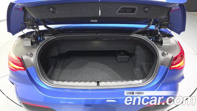 BMW 4 Series (G22) 420i M Sport Pro Convertible 2025 — фото 24