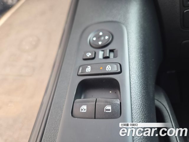 Hyundai Staria Cargo 5-Seater Modern 2023 — фото 18