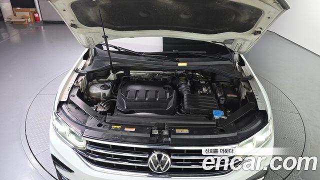Volkswagen Tiguan (II) 2.0 TDI 4Motion Prestige 2021 — фото 6