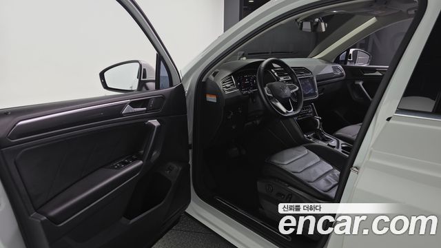 Volkswagen Tiguan (II) 2.0 TDI 4Motion Prestige 2021 — фото 10