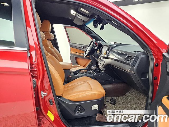 KG Mobility (SsangYong) Rexton Sports Khan Diesel 2.2 4WD Noblesse 2021 — фото 15
