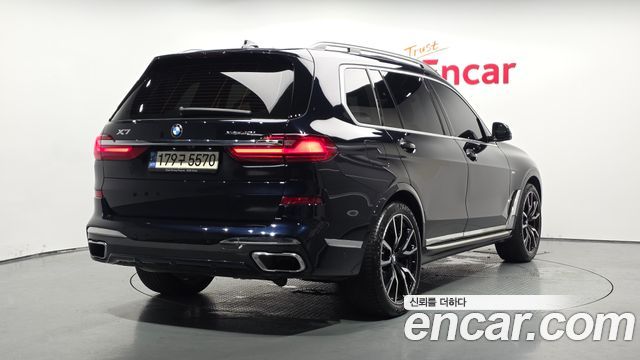 BMW X7 (G07) xDrive 40i M Sport 6STR 2021 — фото 2