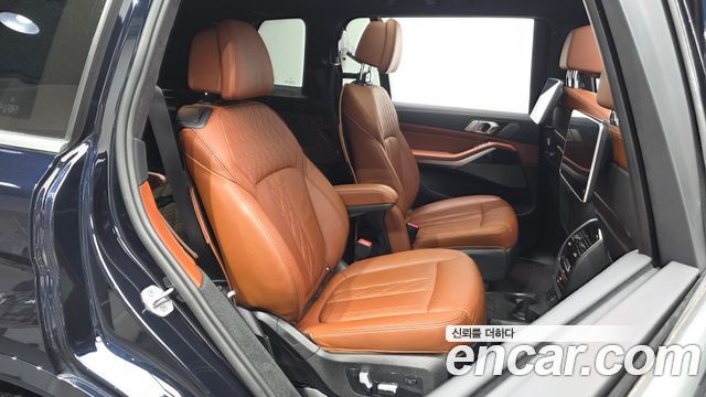 BMW X7 (G07) xDrive 40i M Sport 6STR 2021 — фото 11