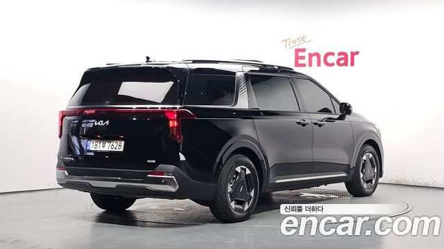 Kia Carnival (IV) HEV 9seater Signature 2025 — фото 2