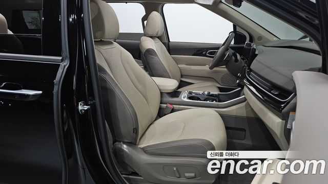 Kia Carnival (IV) HEV 9seater Signature 2025 — фото 10