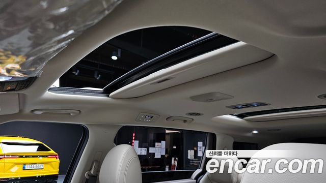 Kia Carnival (IV) HEV 9seater Signature 2025 — фото 19