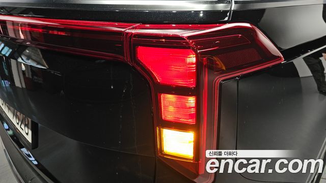 Kia Carnival (IV) HEV 9seater Signature 2025 — фото 23