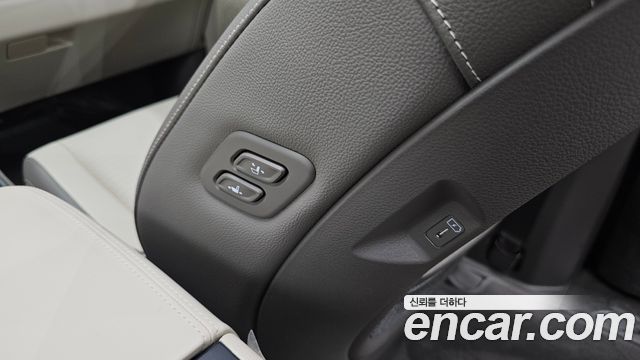 Kia Carnival (IV) HEV 9seater Signature 2025 — фото 28