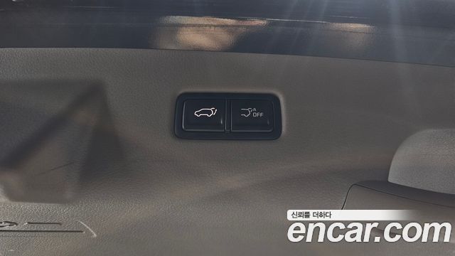 Kia Carnival (IV) HEV 9seater Signature 2025 — фото 32