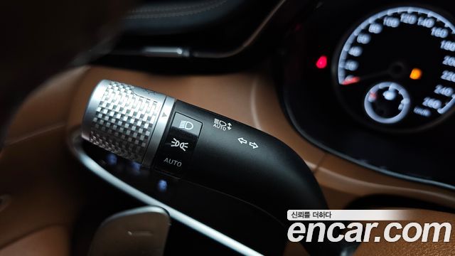 Genesis GV70 2.2 Diesel 2WD 2021 — фото 28