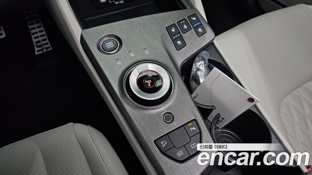 Kia Sportage (V) LPG 2.0 2WD Signature X Line 2025 — фото 9