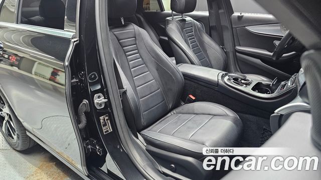 Mercedes-Benz E-Class (W213) E250 Avantgarde 2020 — фото 11