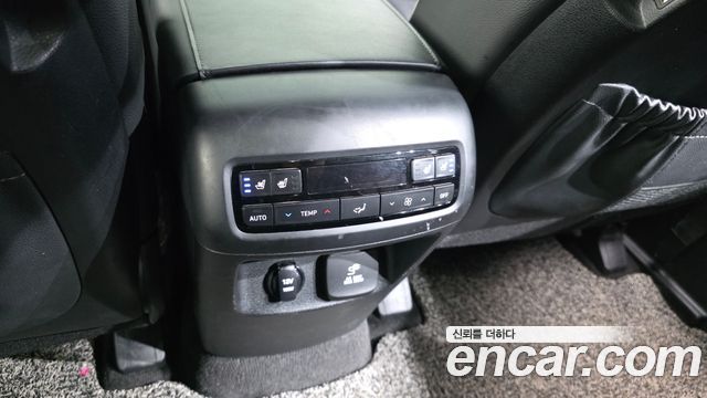 Hyundai Palisade Diesel 2.2 2WD Prestige 2022 — фото 23