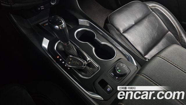 Chevrolet Traverse 3.6 AWD LT Leather Premium 2020 — фото 9