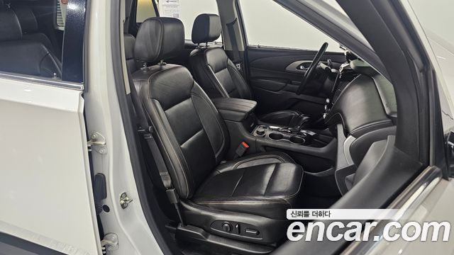 Chevrolet Traverse 3.6 AWD LT Leather Premium 2020 — фото 12