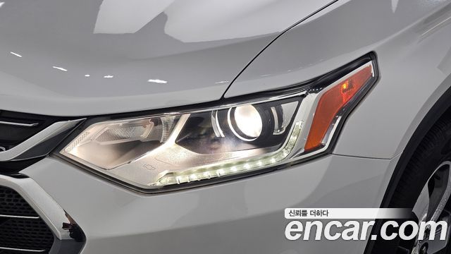 Chevrolet Traverse 3.6 AWD LT Leather Premium 2020 — фото 22