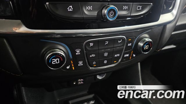 Chevrolet Traverse 3.6 AWD LT Leather Premium 2020 — фото 31