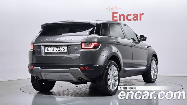 Land Rover Range Rover Evoque 2.0 TD4 HSE 2018 — фото 2