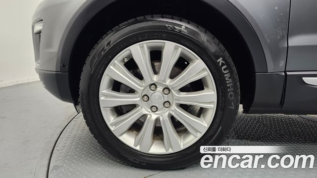 Land Rover Range Rover Evoque 2.0 TD4 HSE 2018 — фото 5