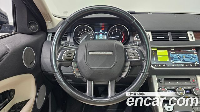 Land Rover Range Rover Evoque 2.0 TD4 HSE 2018 — фото 13