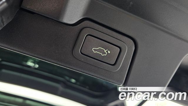 Land Rover Range Rover Evoque 2.0 TD4 HSE 2018 — фото 17