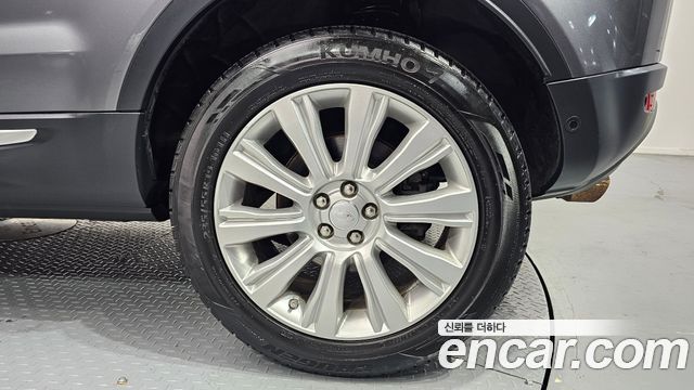 Land Rover Range Rover Evoque 2.0 TD4 HSE 2018 — фото 21